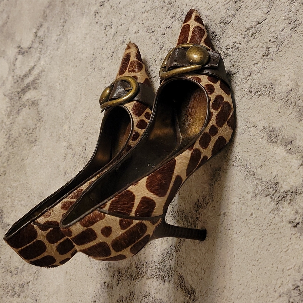 Animal print pumps size 8